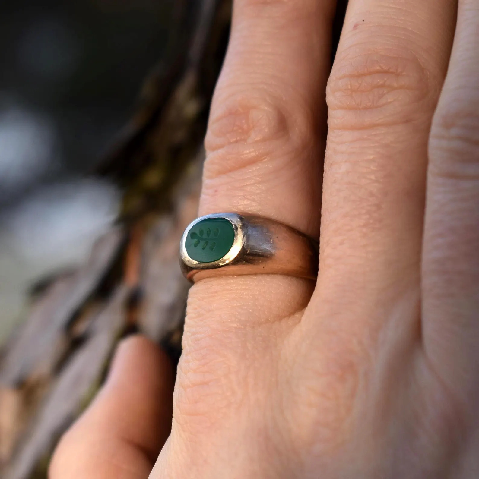 Bronze intaglio ring view 3