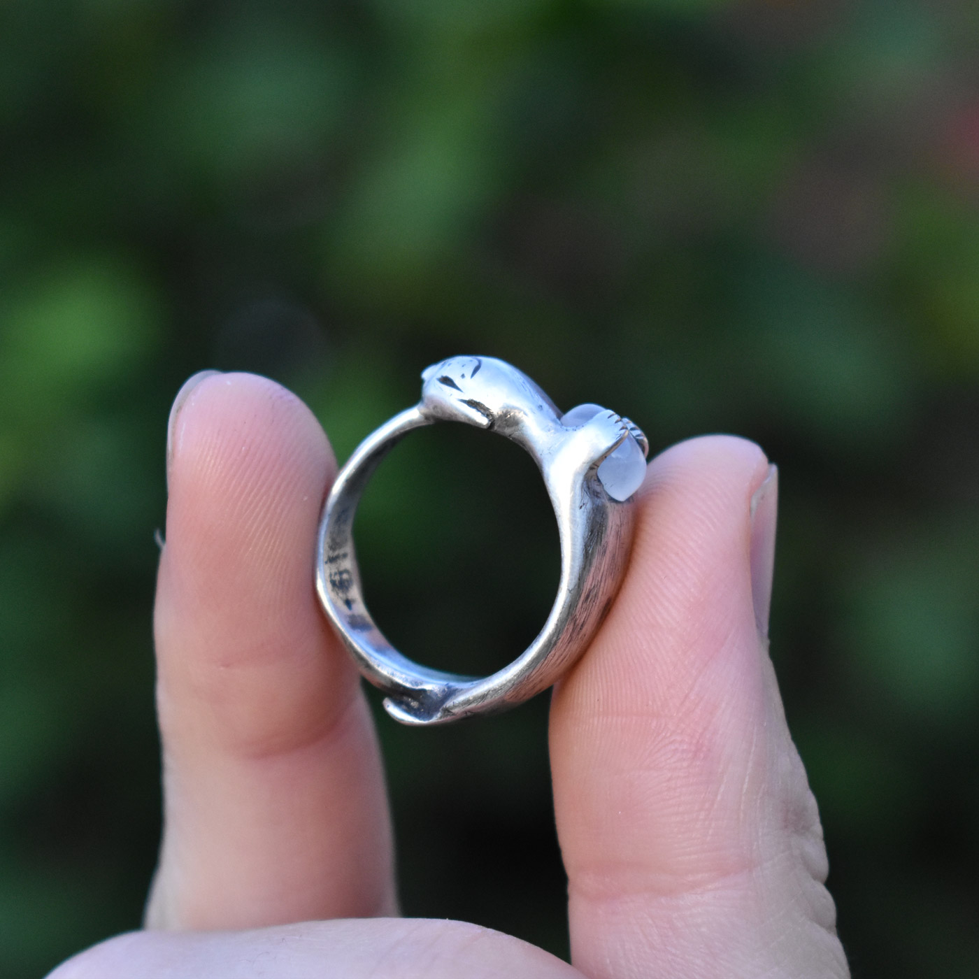 Silver otter ring view 3